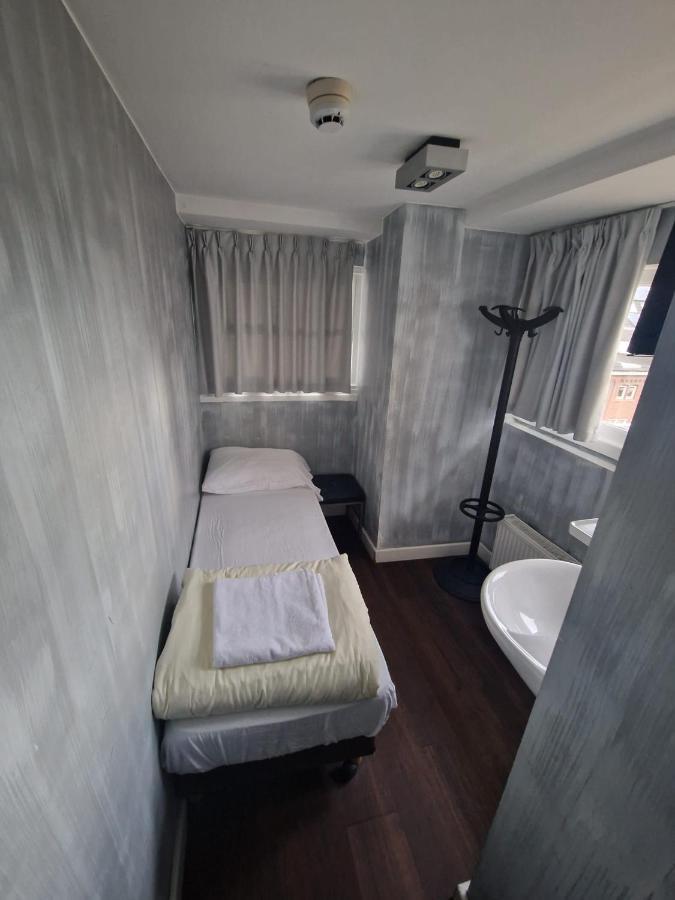 Amigo Budget Hotel Amsterdam Exterior photo