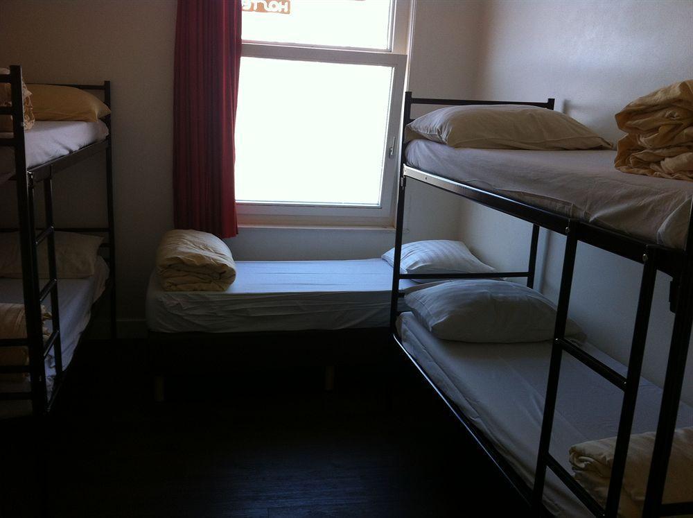 Amigo Budget Hotel Amsterdam Exterior photo