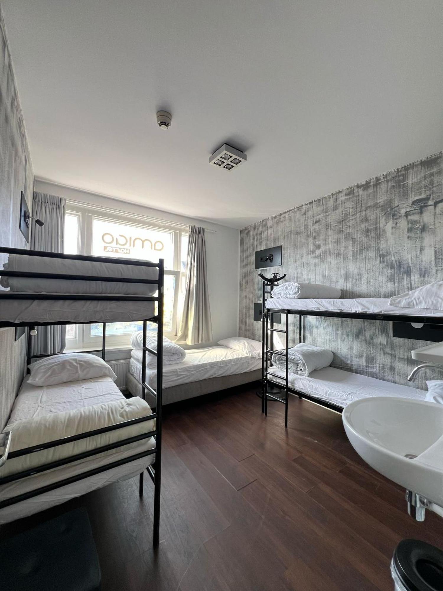 Amigo Budget Hotel Amsterdam Exterior photo