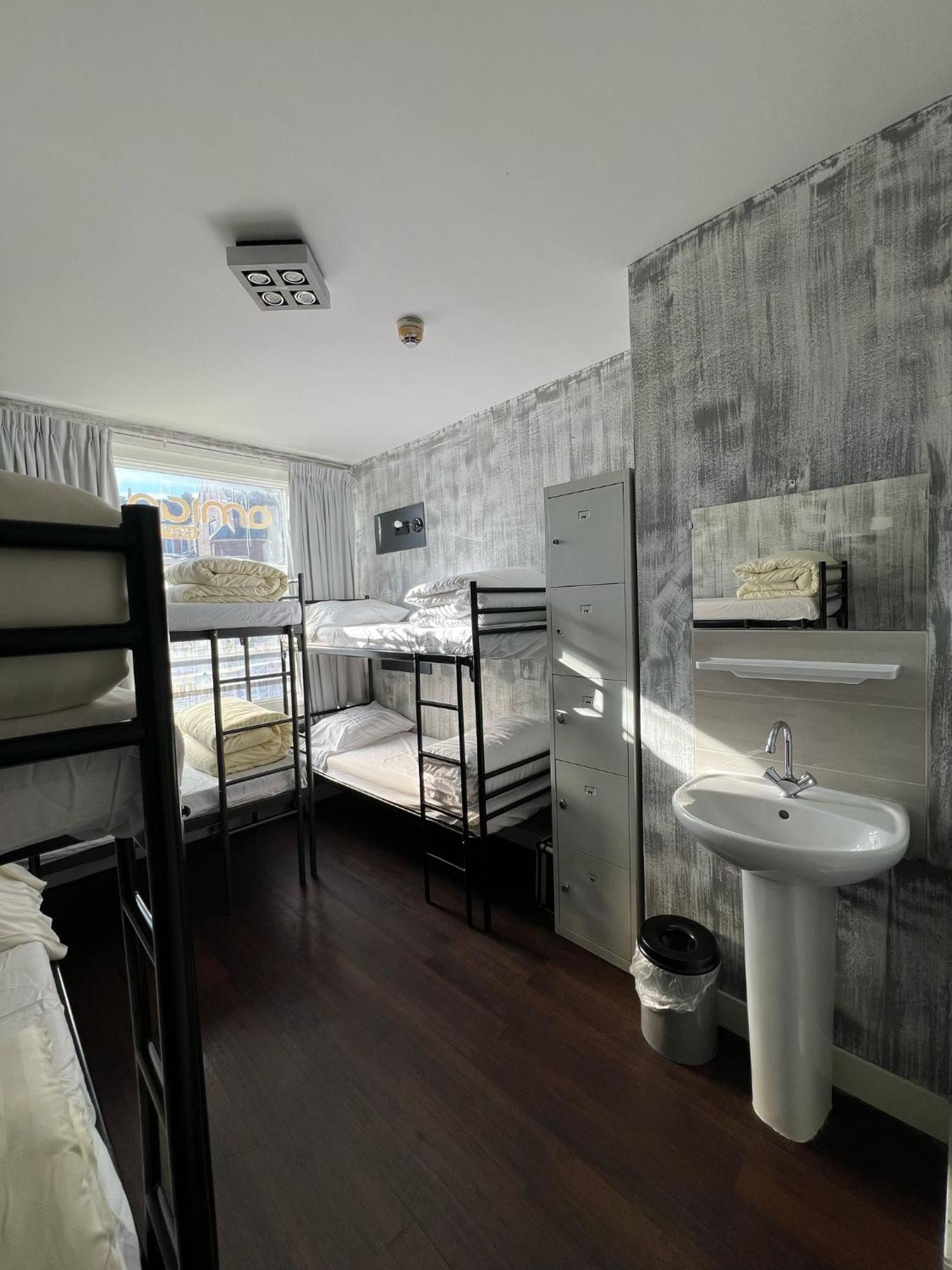 Amigo Budget Hotel Amsterdam Exterior photo