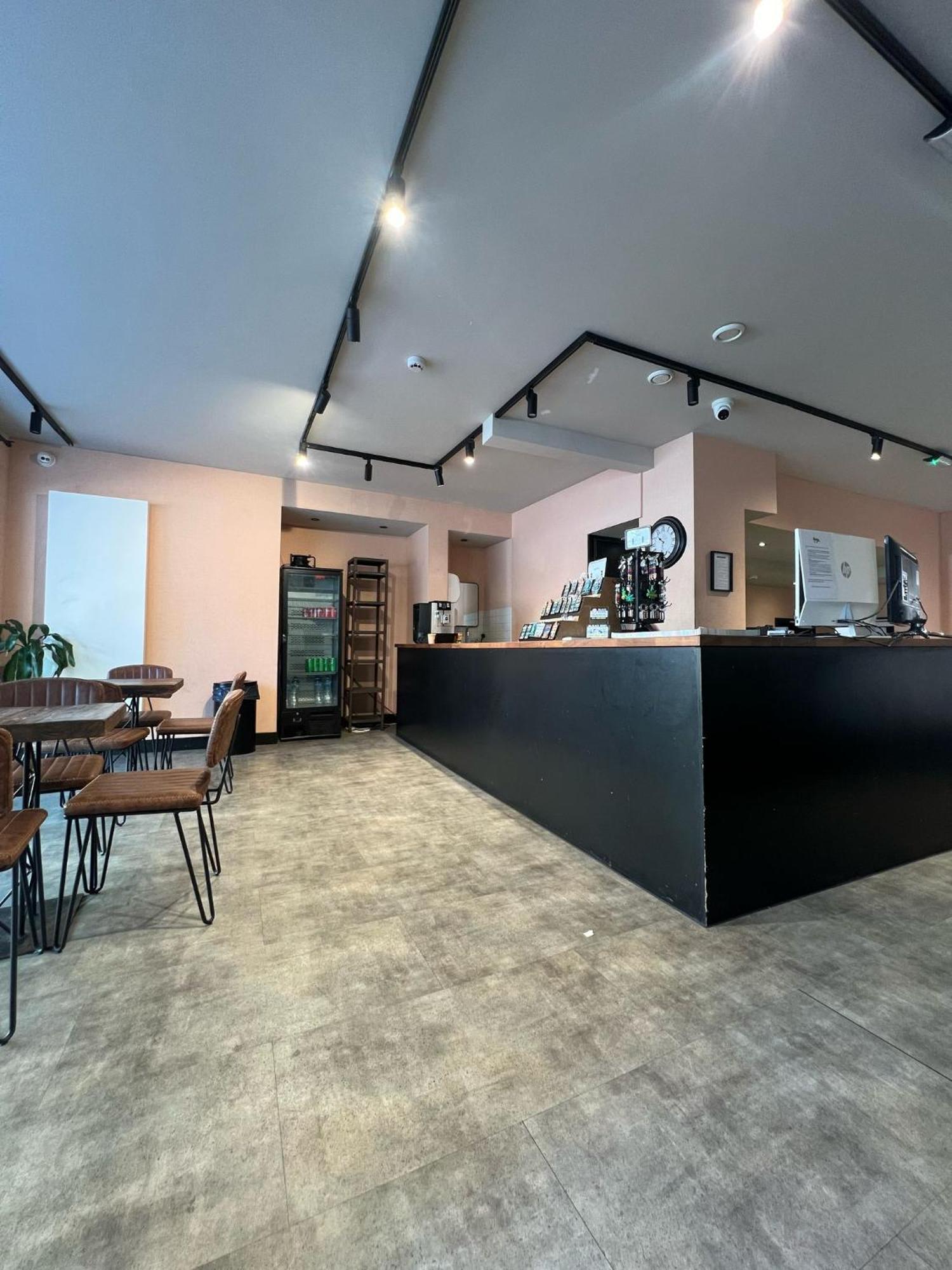 Amigo Budget Hotel Amsterdam Exterior photo