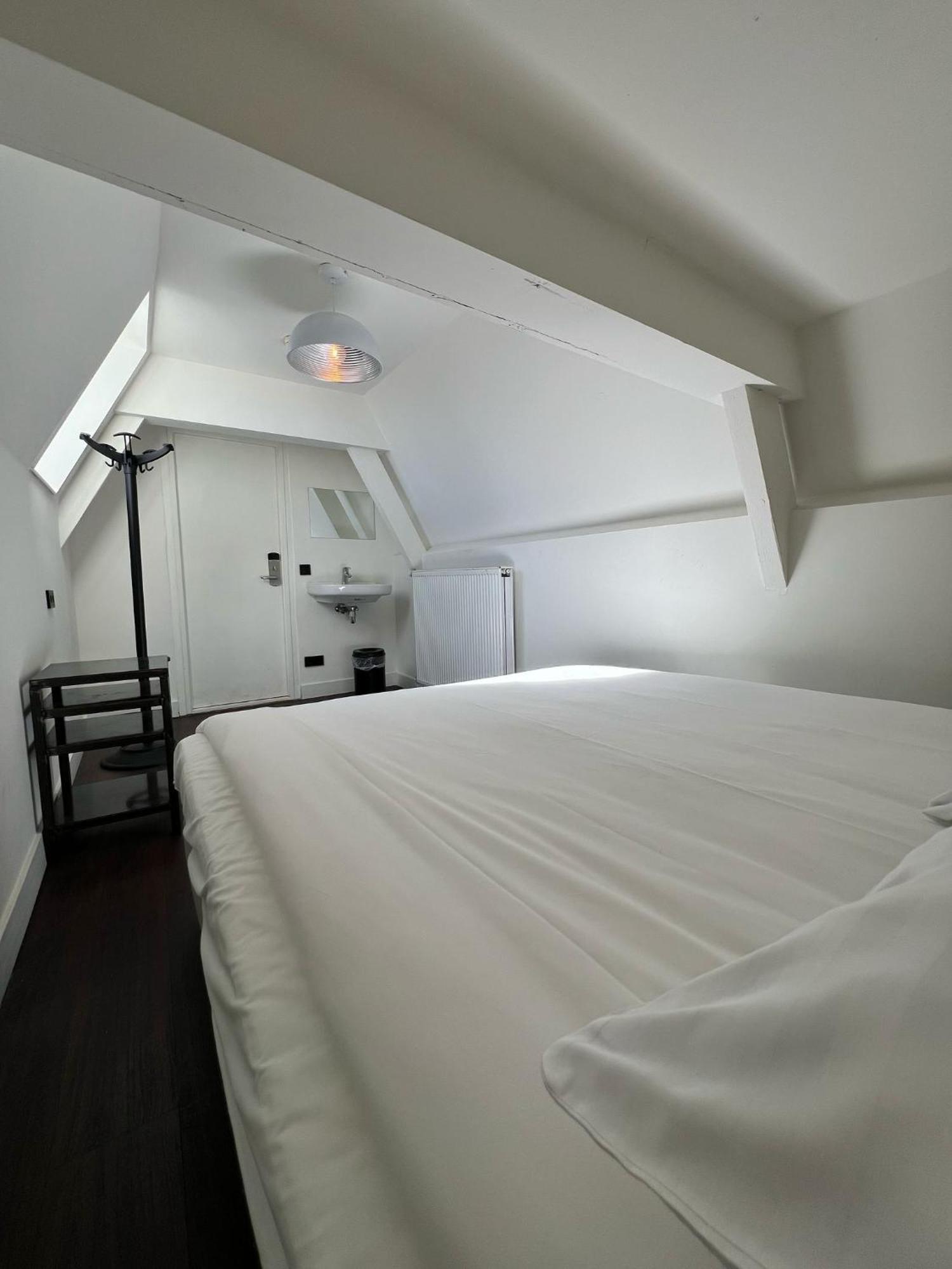 Amigo Budget Hotel Amsterdam Exterior photo